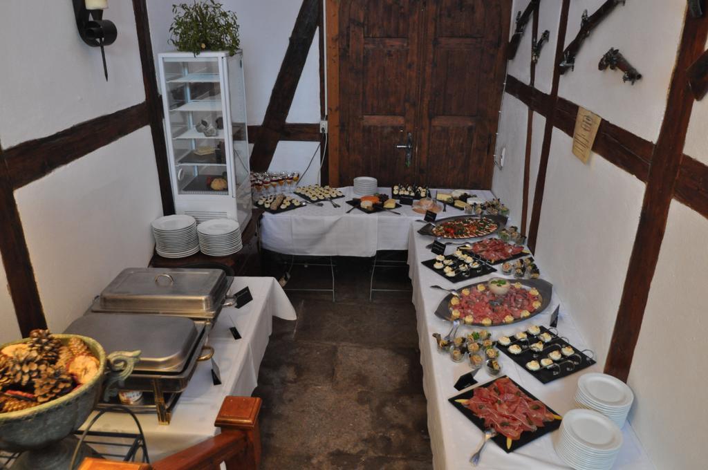 Gasthaus Und Ferienwohnungen "Zum Buechsenmacher" 韦尼格罗德 外观 照片