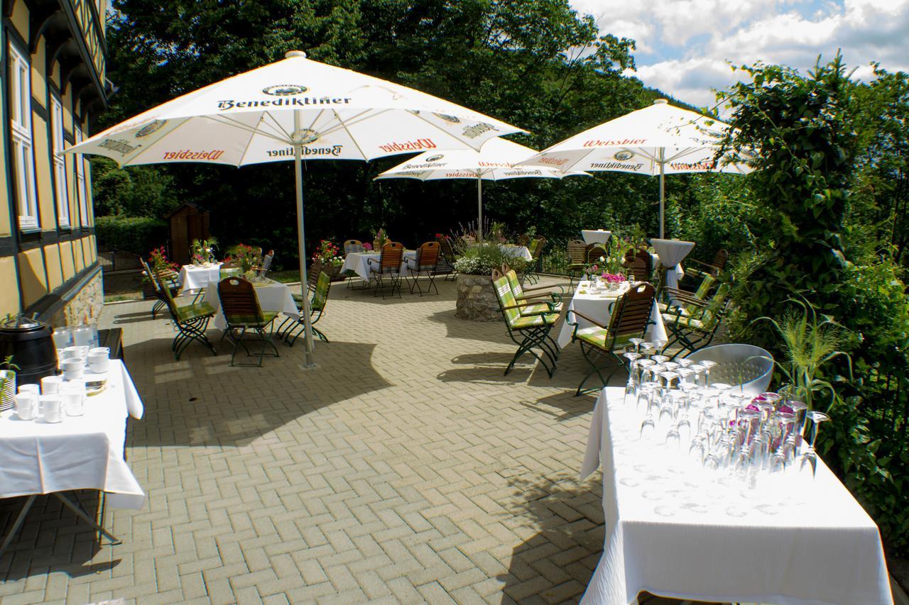 Gasthaus Und Ferienwohnungen "Zum Buechsenmacher" 韦尼格罗德 外观 照片